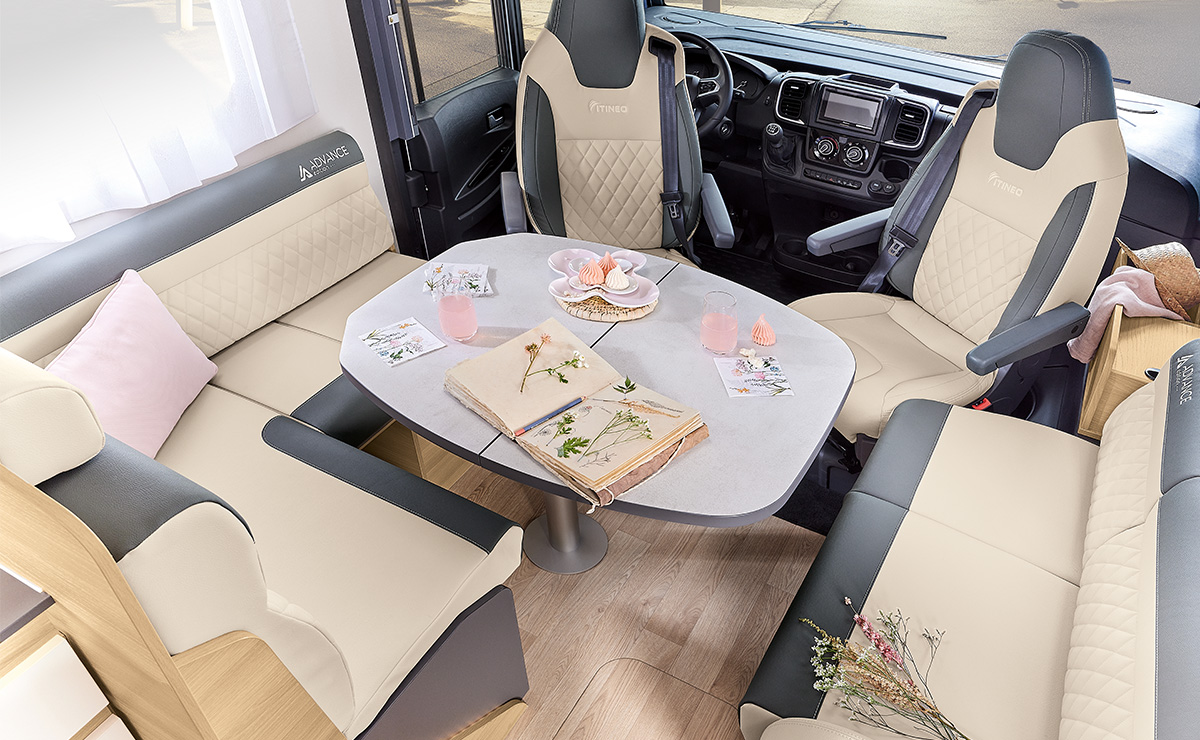 SB740 Salon