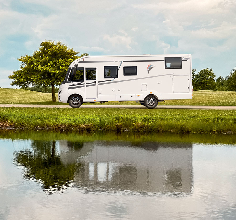 Vue de profil du camping-car int�gral JC740